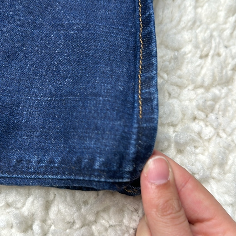 The So Lifting Crop by Chicos Dark Wash Denim Capri Jeans Fitted Casual GG14 - Picture 9 of 9